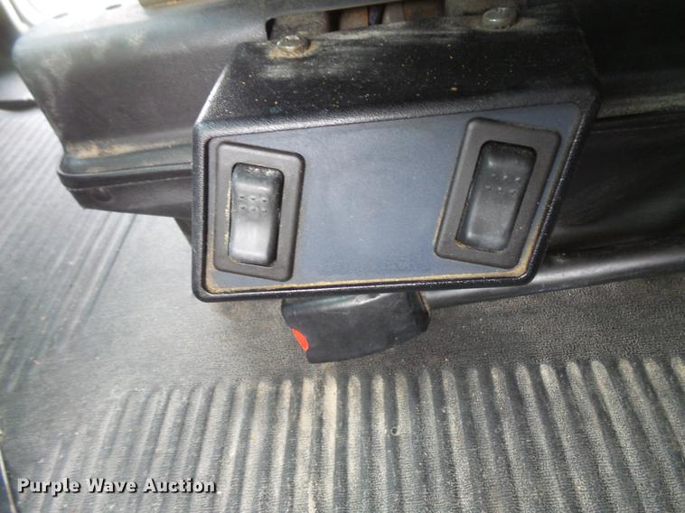 image for item DC1212 2003 Freightliner Century Class ST120 semi truck