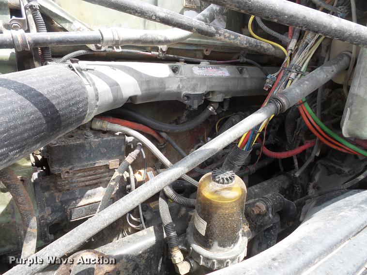 image for item DC1212 2003 Freightliner Century Class ST120 semi truck