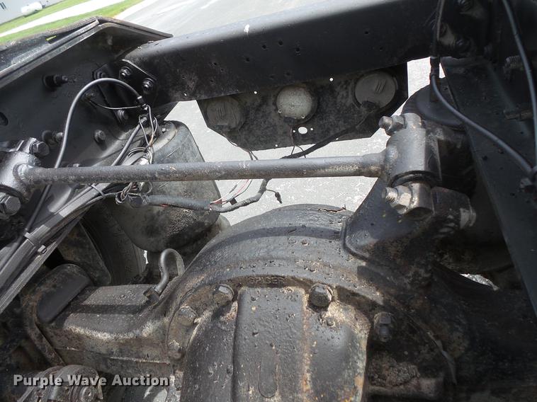 image for item DC1212 2003 Freightliner Century Class ST120 semi truck