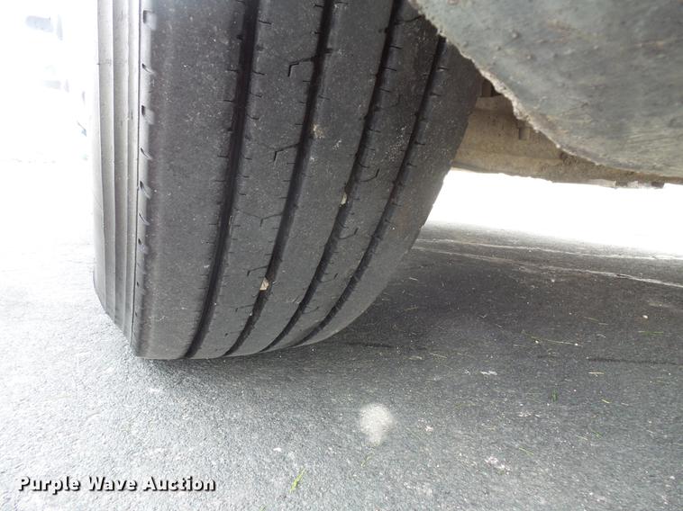 image for item DC1212 2003 Freightliner Century Class ST120 semi truck