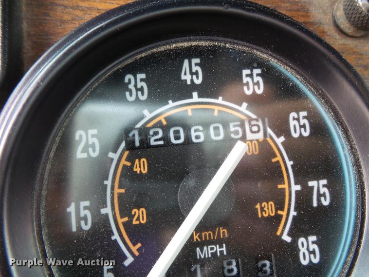 image for item DC1213 1999 Peterbilt 377 semi truck