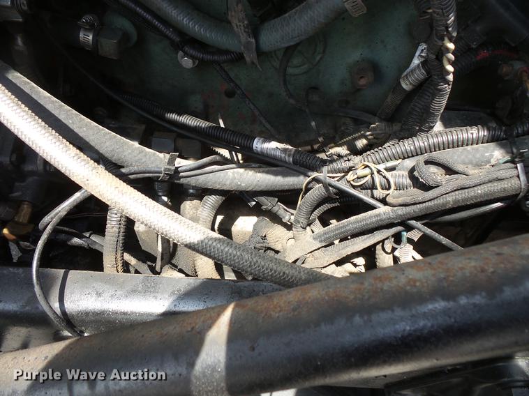 image for item DC1213 1999 Peterbilt 377 semi truck