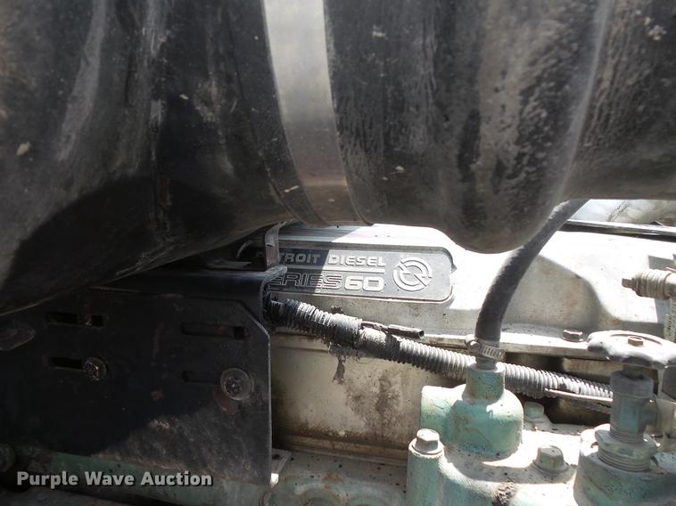 image for item DC1213 1999 Peterbilt 377 semi truck