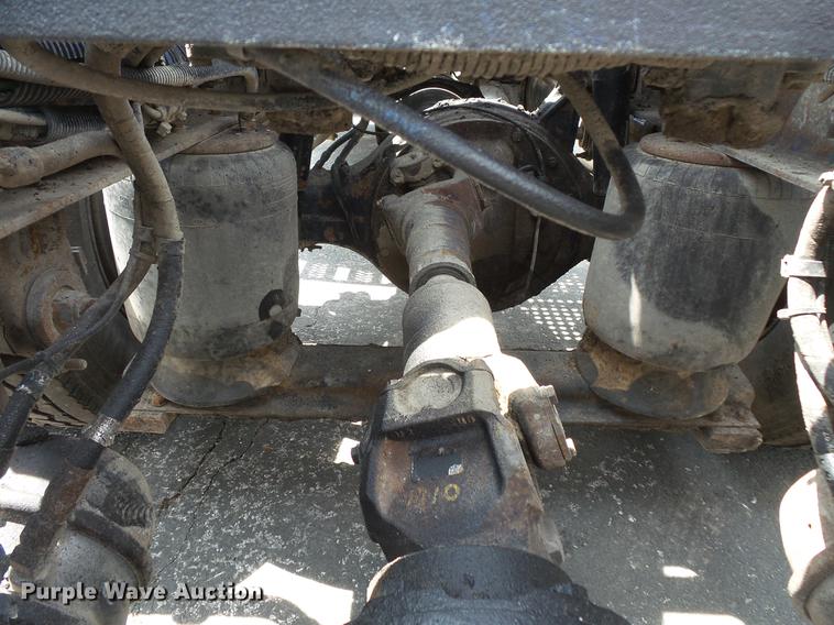 image for item DC1213 1999 Peterbilt 377 semi truck