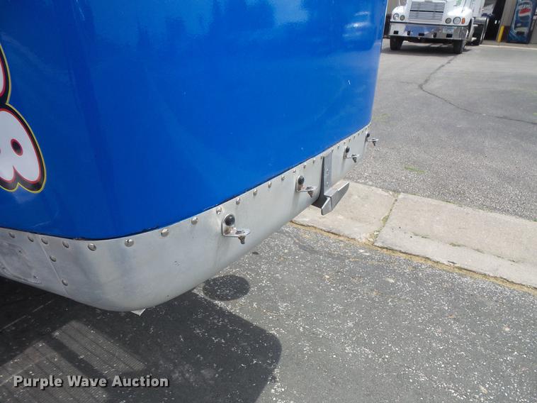 image for item DC1213 1999 Peterbilt 377 semi truck