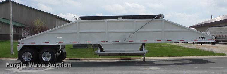 image for item DC1214 1998 Corn Belt S-4202-W bottom dump trailer
