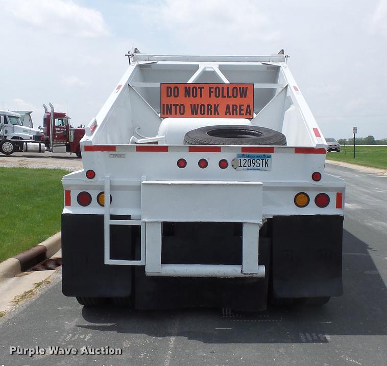 image for item DC1214 1998 Corn Belt S-4202-W bottom dump trailer