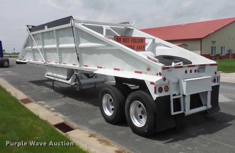 image for item DC1214 1998 Corn Belt S-4202-W bottom dump trailer