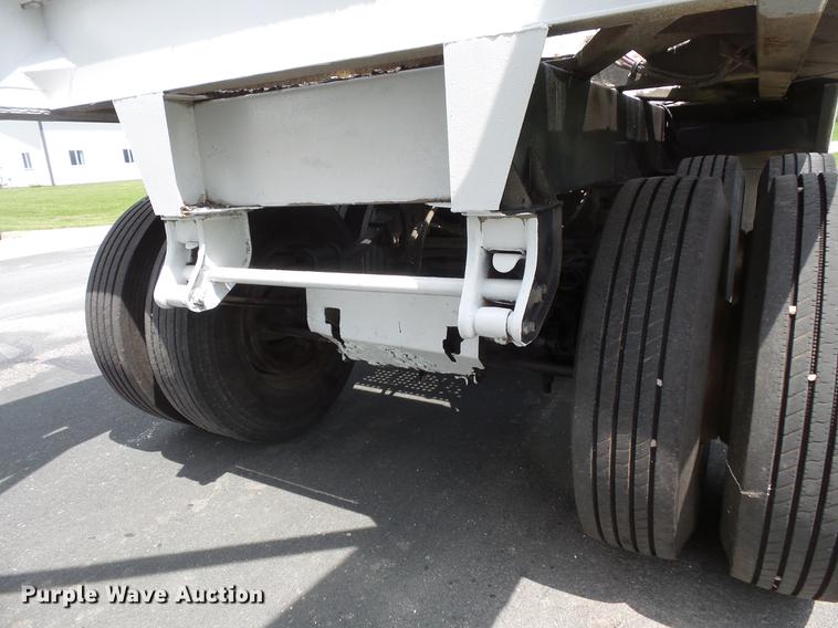 image for item DC1214 1998 Corn Belt S-4202-W bottom dump trailer