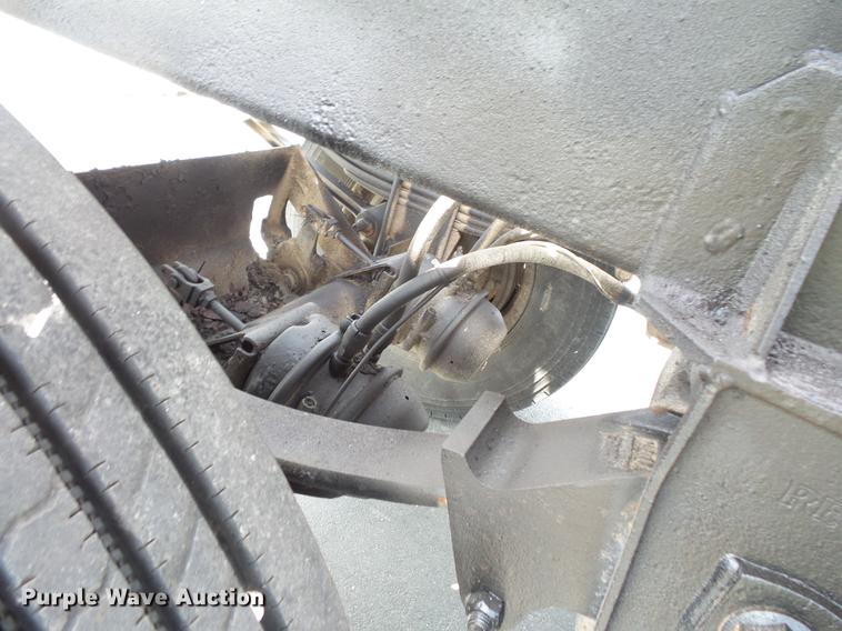 image for item DC1214 1998 Corn Belt S-4202-W bottom dump trailer