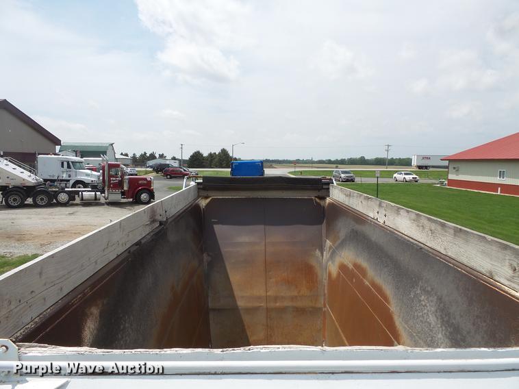 image for item DC1214 1998 Corn Belt S-4202-W bottom dump trailer