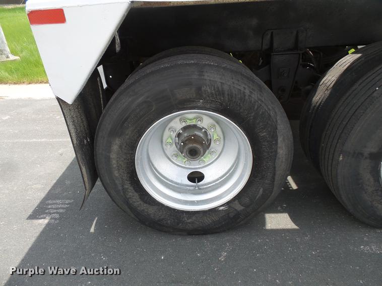 image for item DC1214 1998 Corn Belt S-4202-W bottom dump trailer