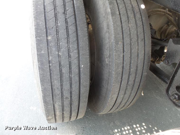 image for item DC1214 1998 Corn Belt S-4202-W bottom dump trailer