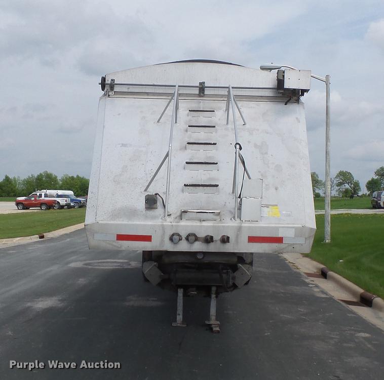 image for item DC1215 2001 Travis AL-30 bottom dump trailer