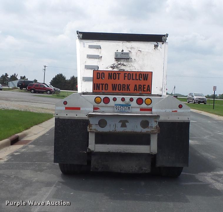 image for item DC1215 2001 Travis AL-30 bottom dump trailer