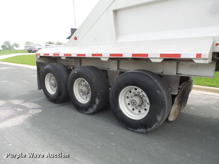 image for item DC1215 2001 Travis AL-30 bottom dump trailer
