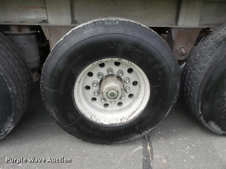 image for item DC1215 2001 Travis AL-30 bottom dump trailer