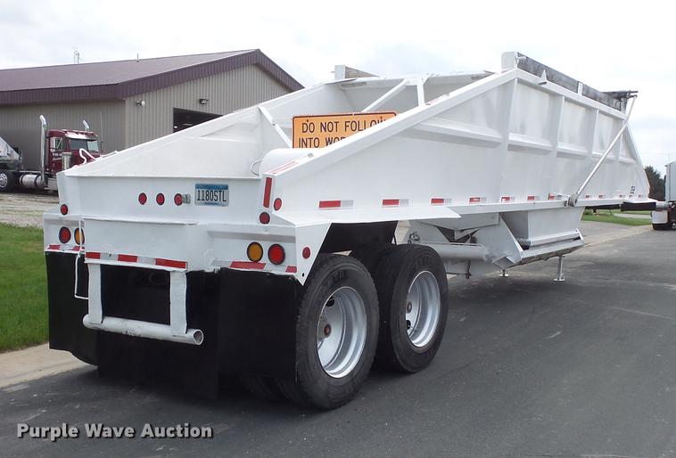 image for item DC1216 1998 Corn Belt S-4202-W bottom dump trailer