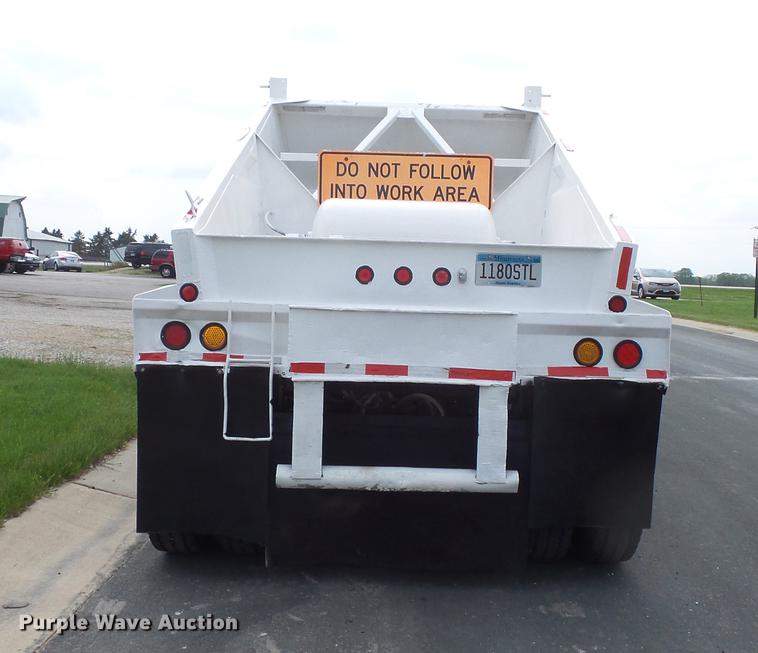 image for item DC1216 1998 Corn Belt S-4202-W bottom dump trailer