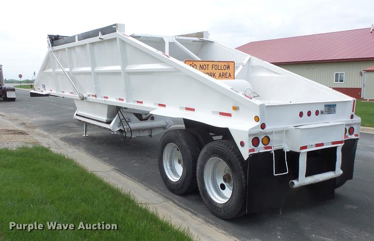 image for item DC1216 1998 Corn Belt S-4202-W bottom dump trailer
