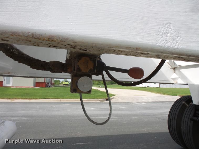 image for item DC1216 1998 Corn Belt S-4202-W bottom dump trailer