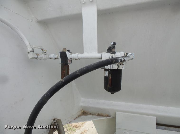 image for item DC1216 1998 Corn Belt S-4202-W bottom dump trailer