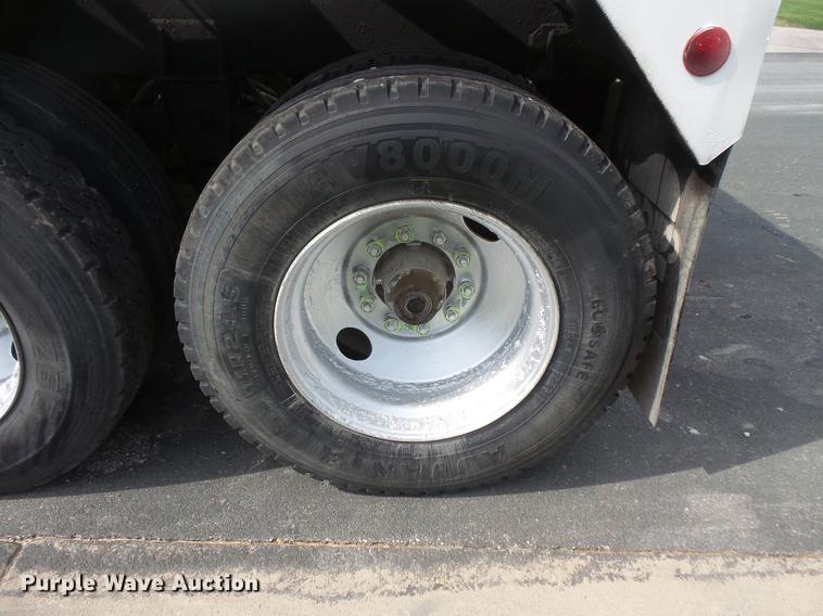 image for item DC1216 1998 Corn Belt S-4202-W bottom dump trailer