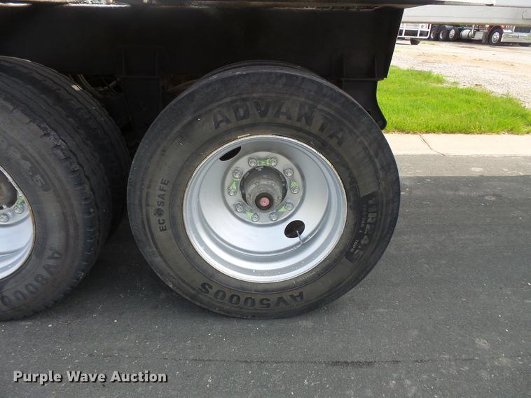 image for item DC1216 1998 Corn Belt S-4202-W bottom dump trailer