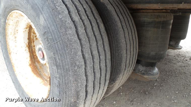 image for item DC2646 1998 XL Specialized double drop deck trailer