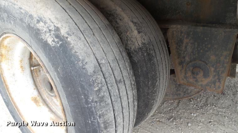 image for item DC2646 1998 XL Specialized double drop deck trailer