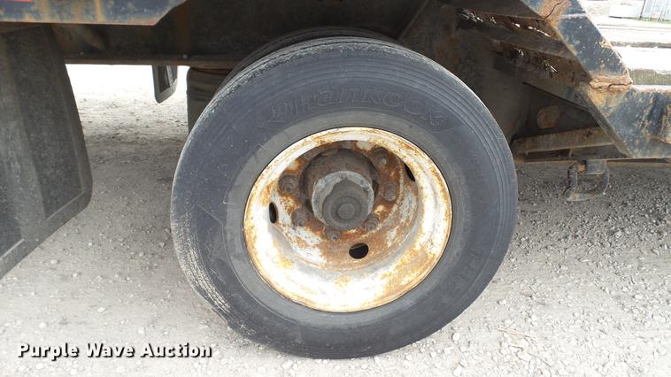 image for item DC2646 1998 XL Specialized double drop deck trailer