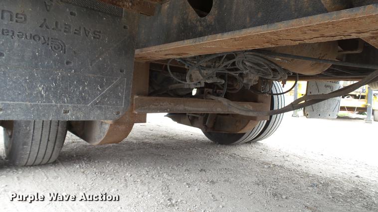 image for item DC2646 1998 XL Specialized double drop deck trailer