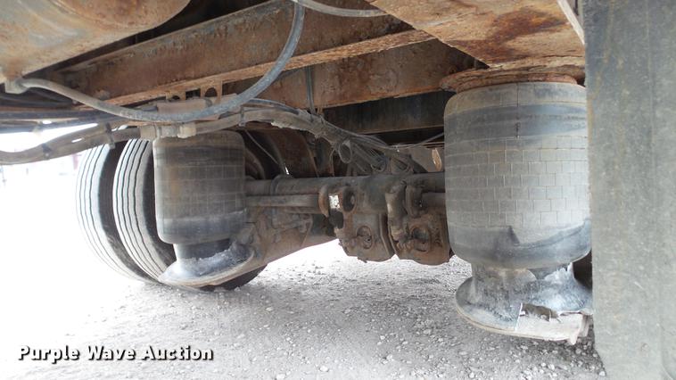 image for item DC2646 1998 XL Specialized double drop deck trailer