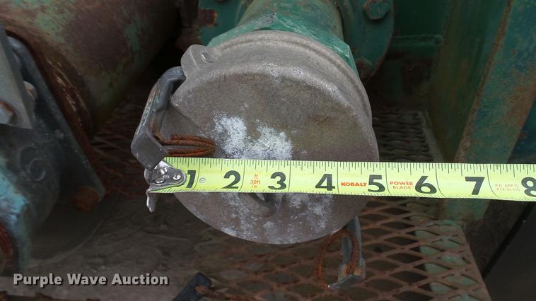 image for item DC2648 1982 Troxell vacuum tank trailer