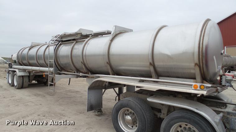 image for item DC2649 2008 Polar tank trailer