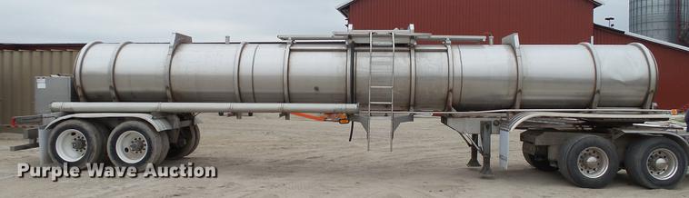 image for item DC2649 2008 Polar tank trailer