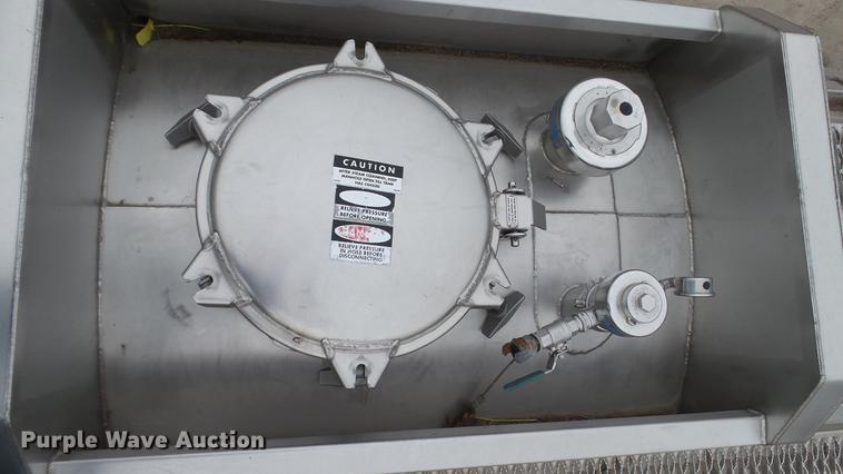 image for item DC2649 2008 Polar tank trailer