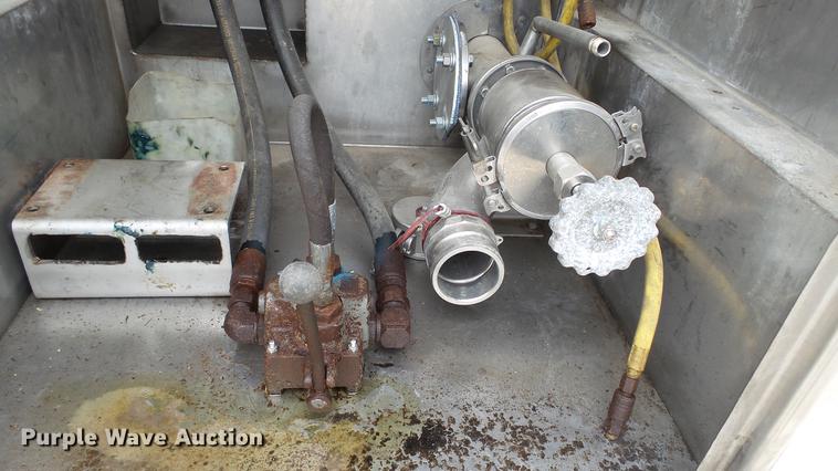 image for item DC2649 2008 Polar tank trailer