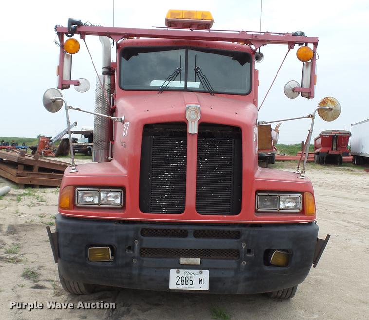 image for item DC2650 1993 Kenworth T400 toter truck