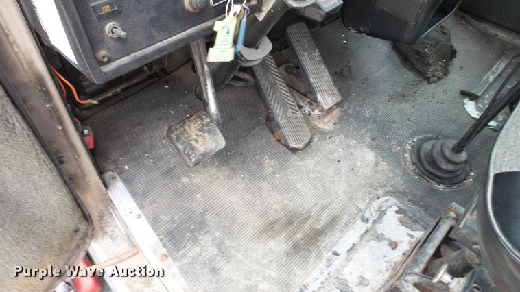 image for item DC2650 1993 Kenworth T400 toter truck