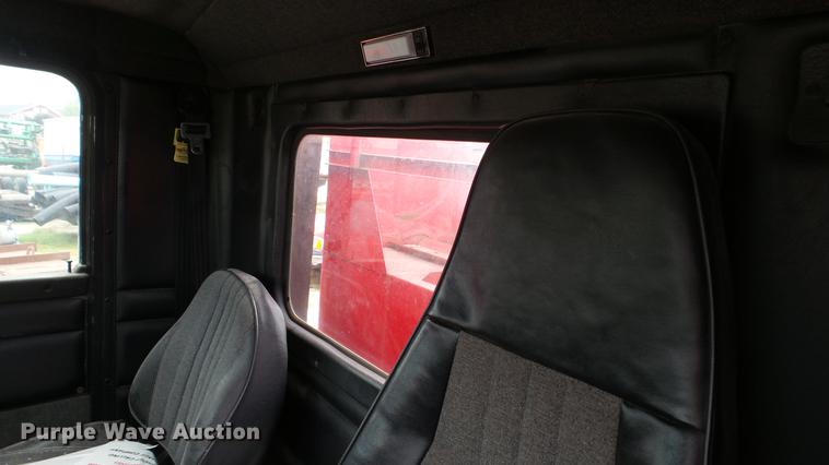 image for item DC2650 1993 Kenworth T400 toter truck