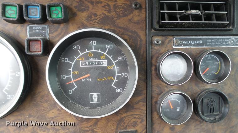 image for item DC2650 1993 Kenworth T400 toter truck