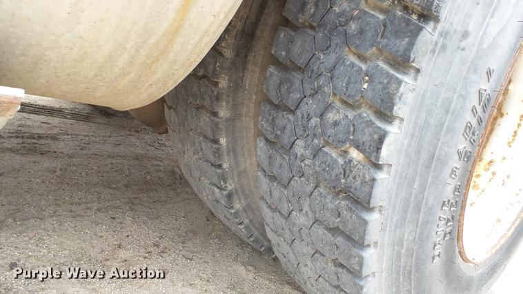 image for item DC2650 1993 Kenworth T400 toter truck