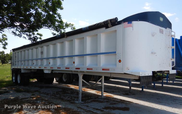image for item DC5959 1996 CMC T102 end dump trailer
