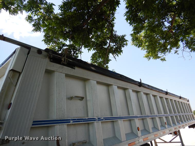 image for item DC5959 1996 CMC T102 end dump trailer