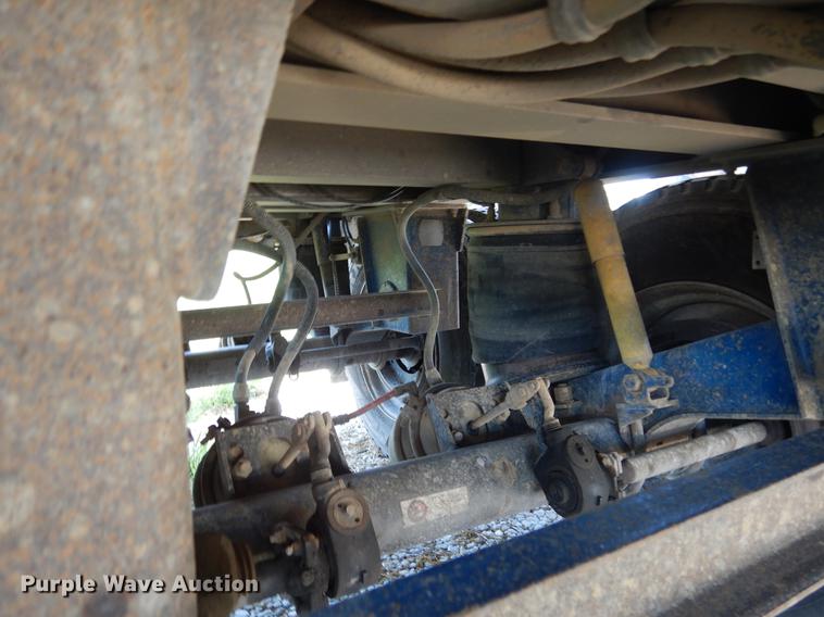 image for item DC5959 1996 CMC T102 end dump trailer