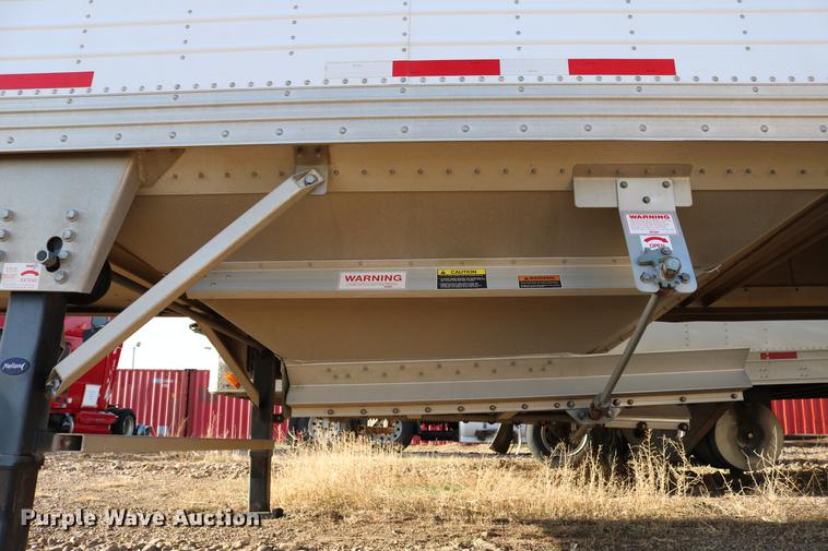 image for item DC7641 2016 Timpte Super Hopper double hopper bottom grain trailer