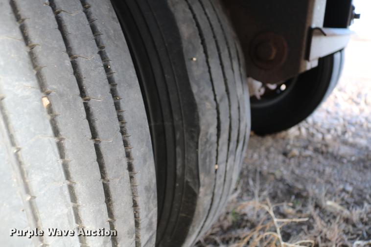 image for item DC7641 2016 Timpte Super Hopper double hopper bottom grain trailer