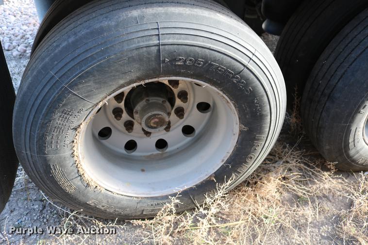 image for item DC7641 2016 Timpte Super Hopper double hopper bottom grain trailer