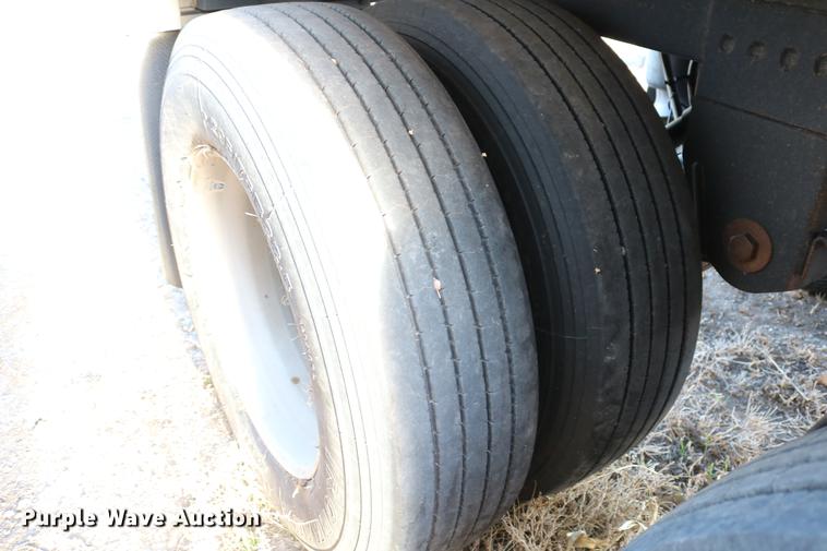 image for item DC7641 2016 Timpte Super Hopper double hopper bottom grain trailer